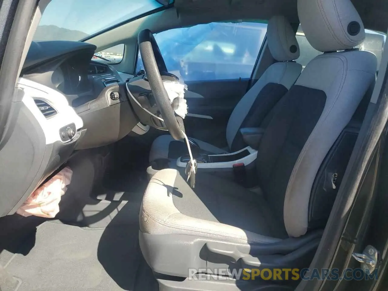 7 Photograph of a damaged car 1G1FY6S04M4102752 CHEVROLET BOLT 2021