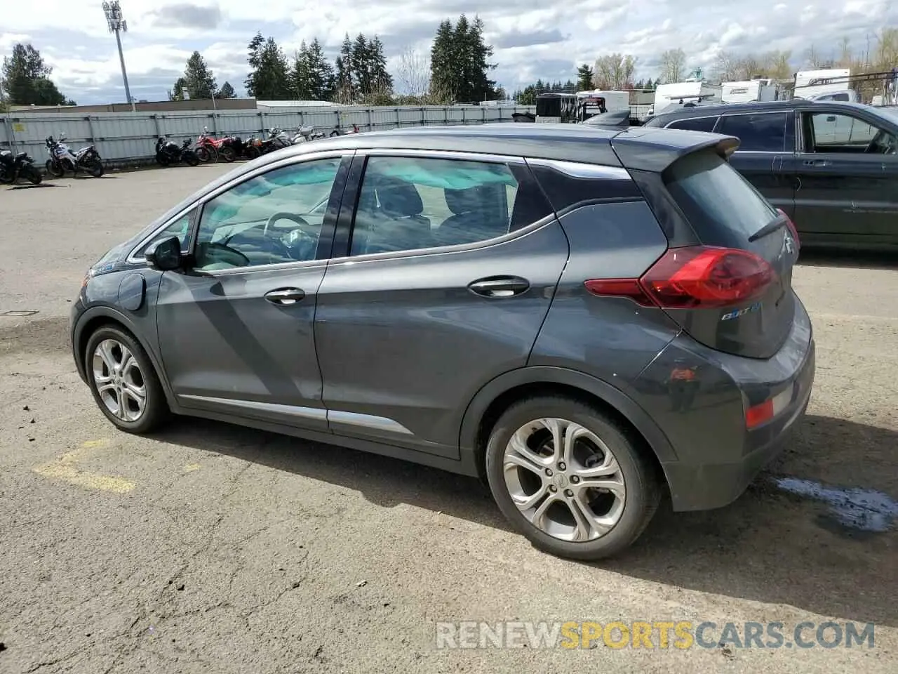 2 Photograph of a damaged car 1G1FY6S06M4114448 CHEVROLET BOLT 2021