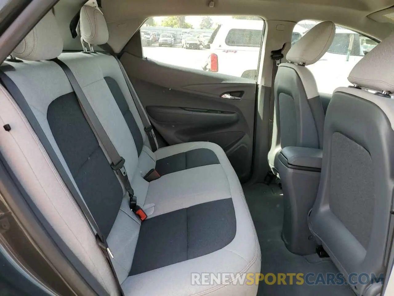 11 Photograph of a damaged car 1G1FY6S07M4108853 CHEVROLET BOLT 2021