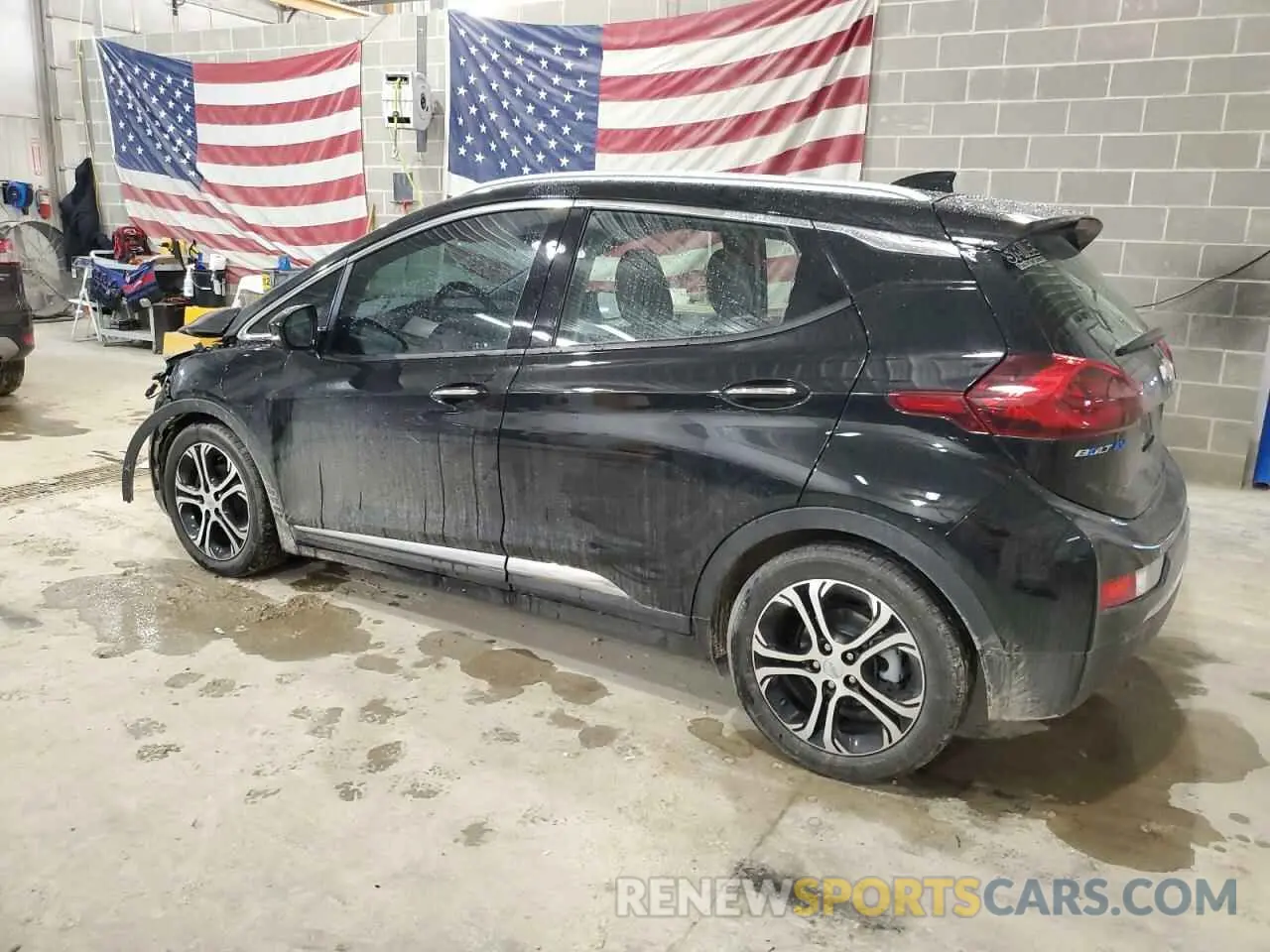 2 Photograph of a damaged car 1G1FZ6S00M4108884 CHEVROLET BOLT 2021