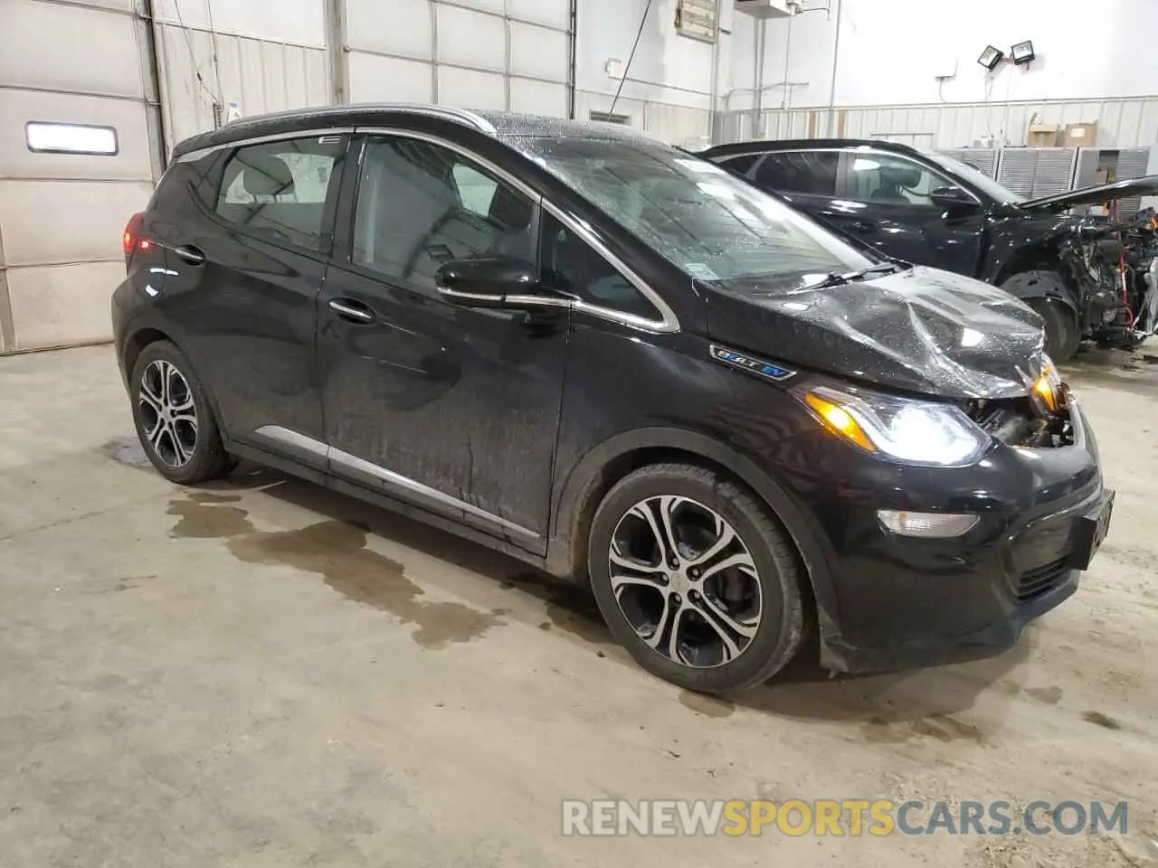 4 Photograph of a damaged car 1G1FZ6S00M4108884 CHEVROLET BOLT 2021
