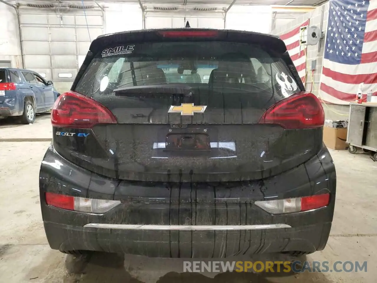 6 Photograph of a damaged car 1G1FZ6S00M4108884 CHEVROLET BOLT 2021