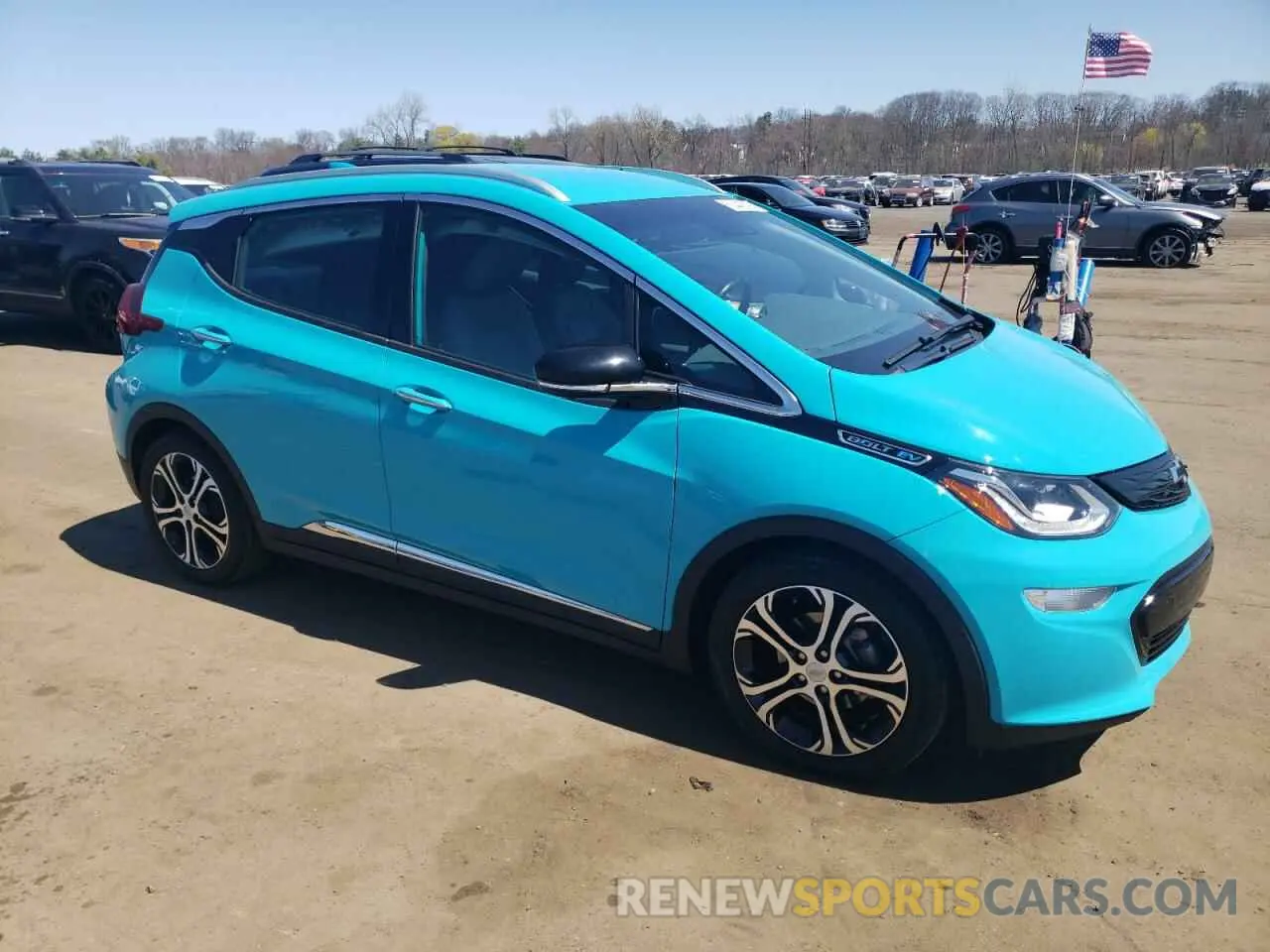 4 Photograph of a damaged car 1G1FZ6S01M4102835 CHEVROLET BOLT 2021