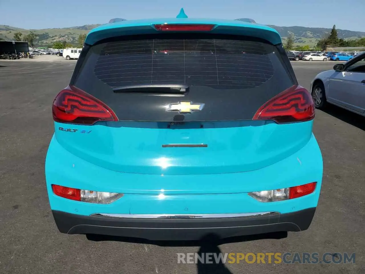 6 Photograph of a damaged car 1G1FZ6S01M4105220 CHEVROLET BOLT 2021