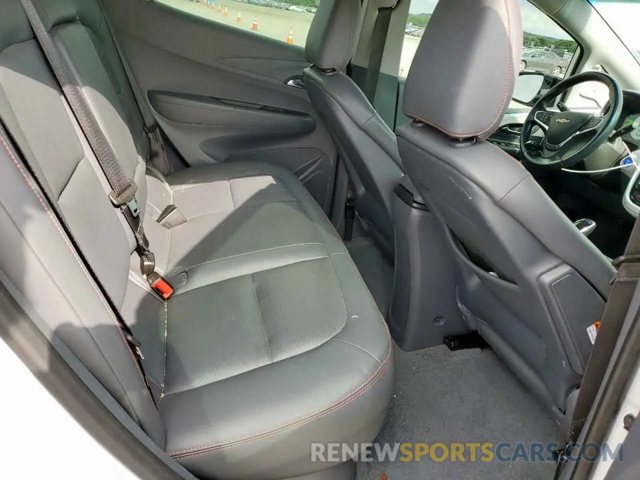 10 Photograph of a damaged car 1G1FZ6S02M4108711 CHEVROLET BOLT 2021