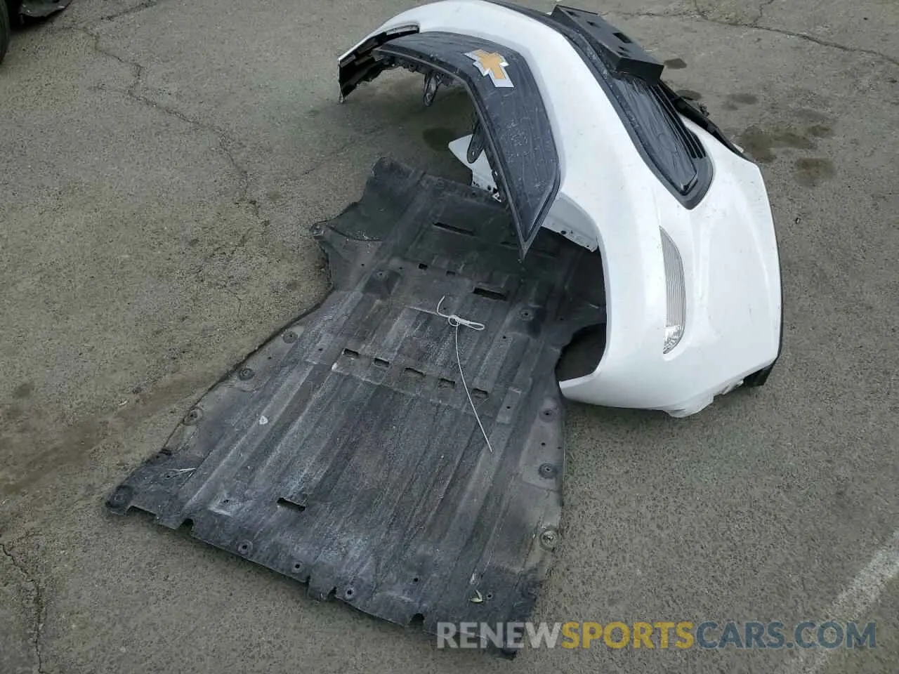 12 Photograph of a damaged car 1G1FZ6S04M4106586 CHEVROLET BOLT 2021