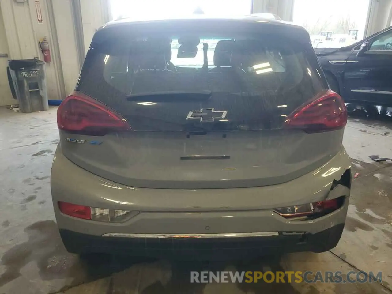 6 Photograph of a damaged car 1G1FZ6S06M4106959 CHEVROLET BOLT 2021