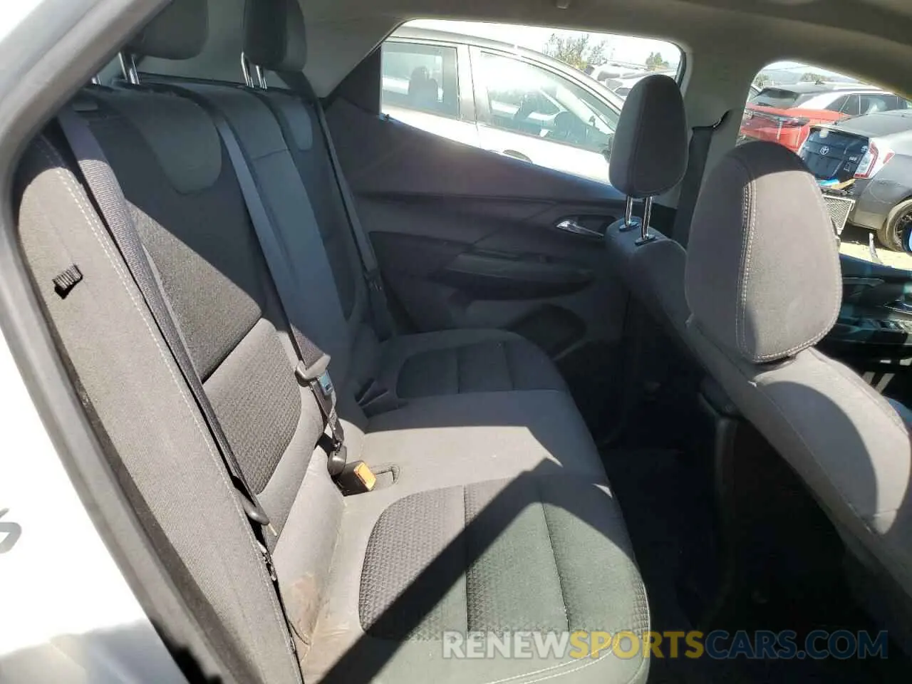 10 Photograph of a damaged car 1G1FW6S00N4100861 CHEVROLET BOLT 2022