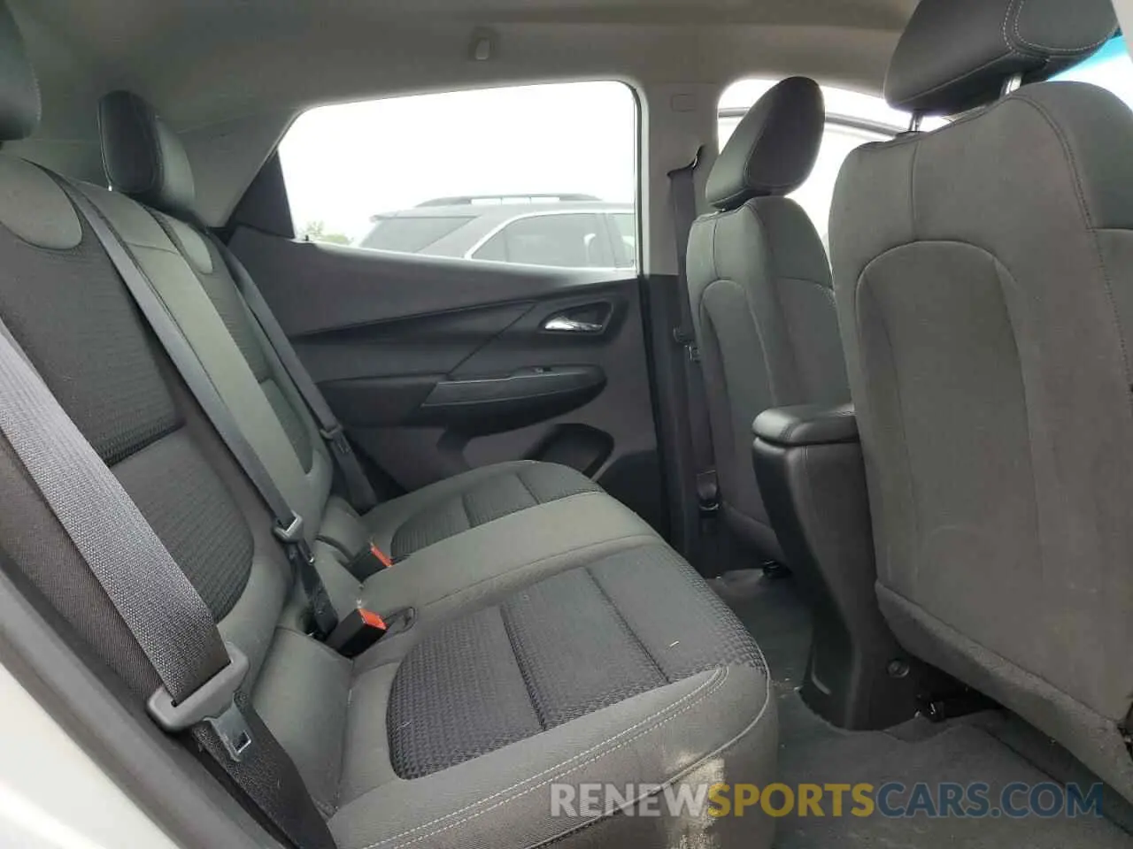 11 Photograph of a damaged car 1G1FW6S03N4124362 CHEVROLET BOLT 2022