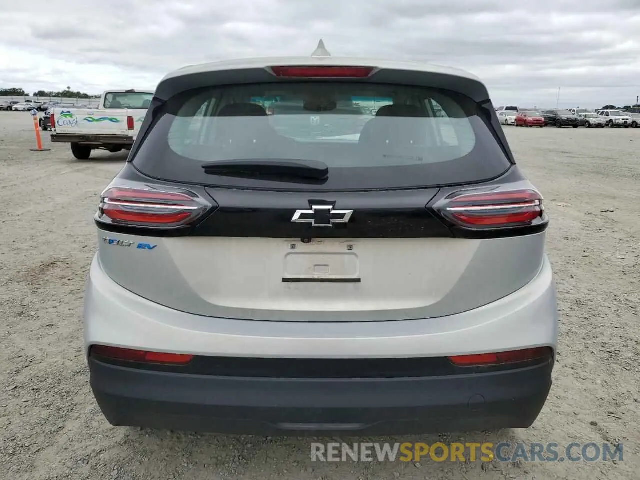 6 Photograph of a damaged car 1G1FW6S03N4124362 CHEVROLET BOLT 2022