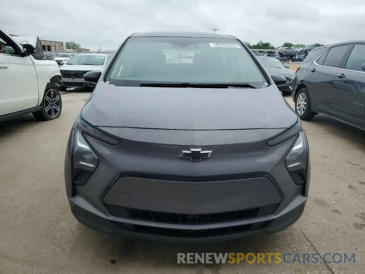 5 Photograph of a damaged car 1G1FW6S03N4127908 CHEVROLET BOLT 2022