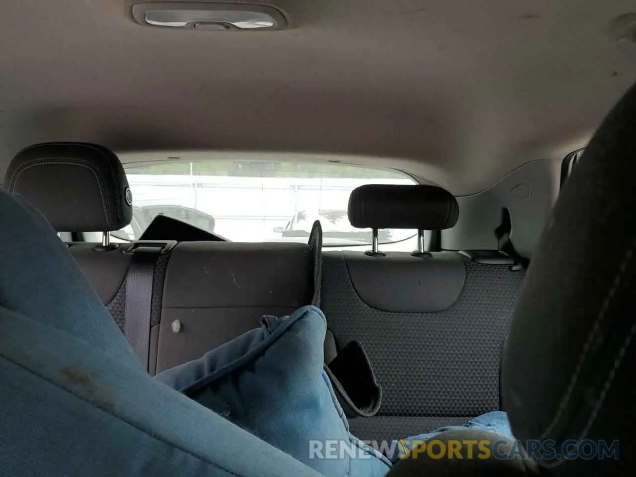 10 Photograph of a damaged car 1G1FW6S08N4125023 CHEVROLET BOLT 2022