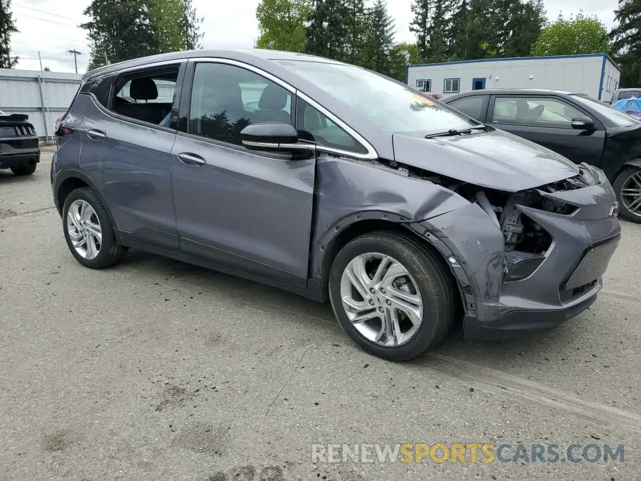 4 Photograph of a damaged car 1G1FW6S08N4125023 CHEVROLET BOLT 2022