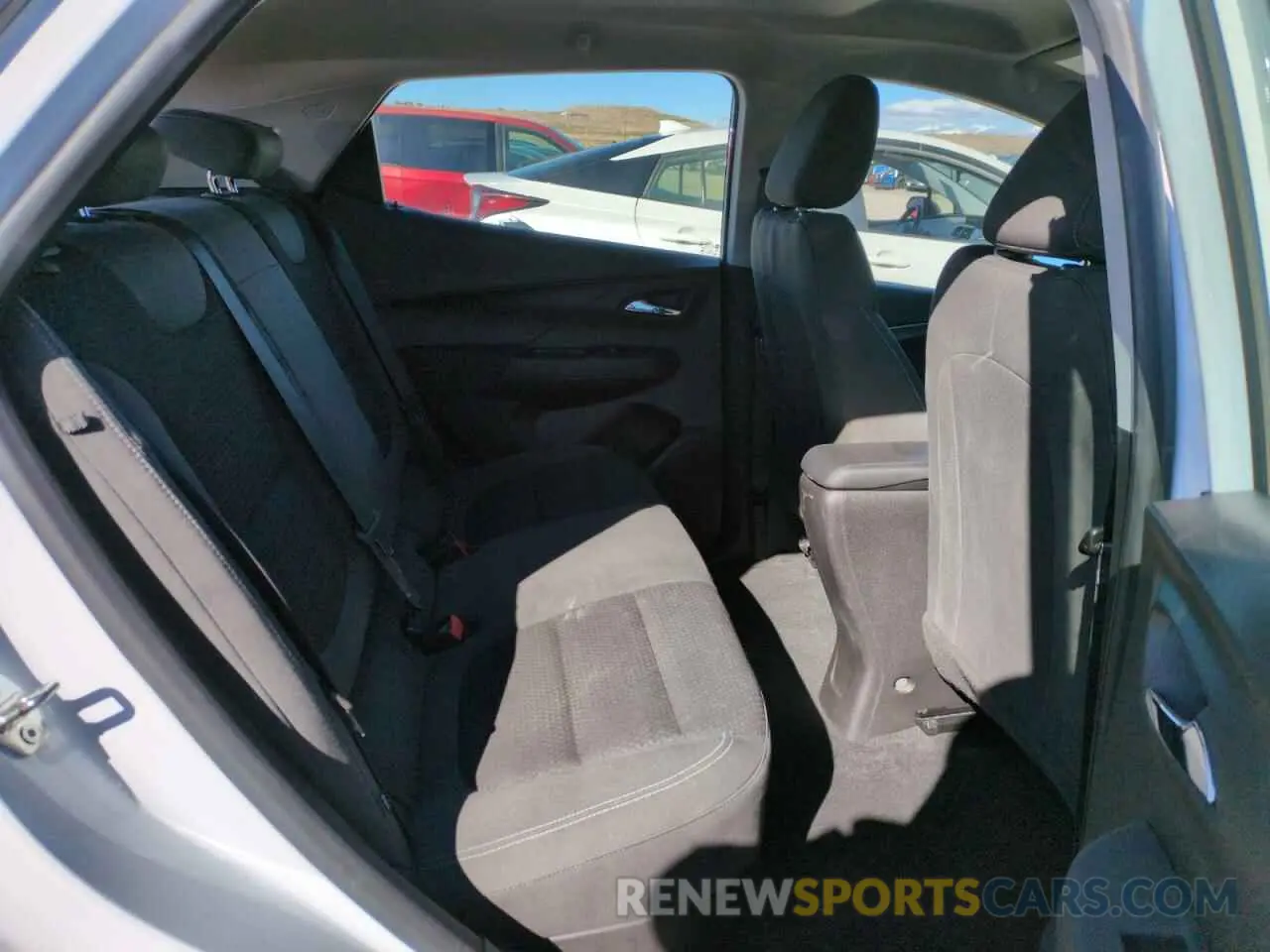 10 Photograph of a damaged car 1G1FW6S09N4101975 CHEVROLET BOLT 2022