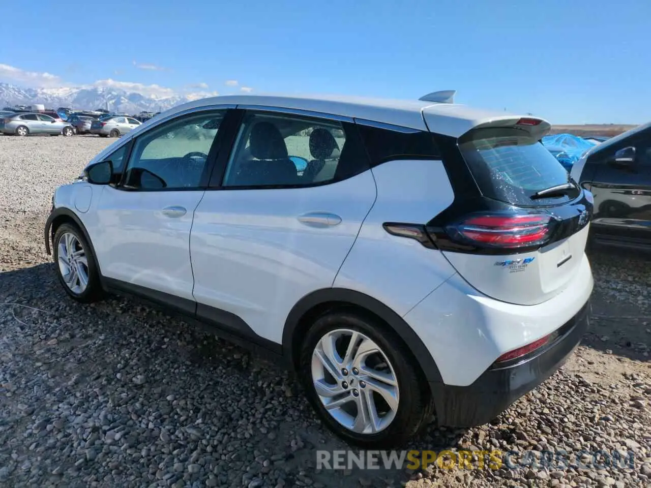 2 Photograph of a damaged car 1G1FW6S09N4101975 CHEVROLET BOLT 2022