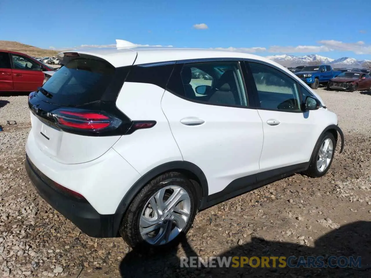 3 Photograph of a damaged car 1G1FW6S09N4101975 CHEVROLET BOLT 2022