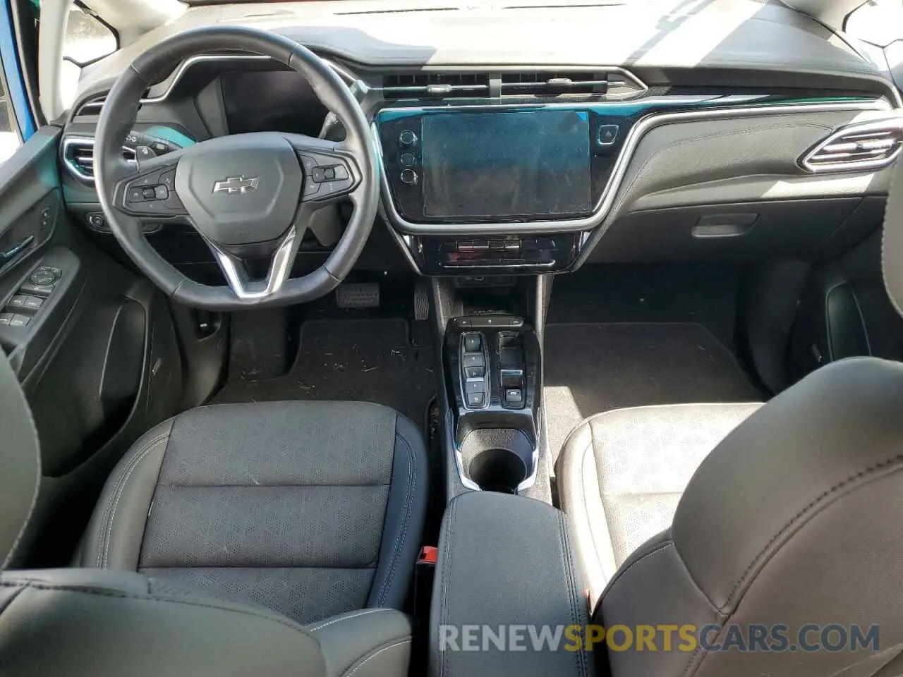 8 Photograph of a damaged car 1G1FX6S06N4102207 CHEVROLET BOLT 2022