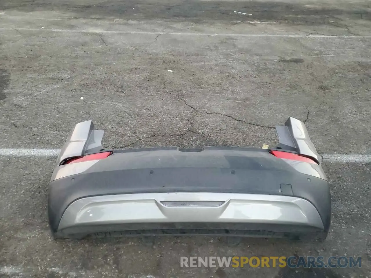 12 Photograph of a damaged car 1G1FY6S00N4119923 CHEVROLET BOLT 2022