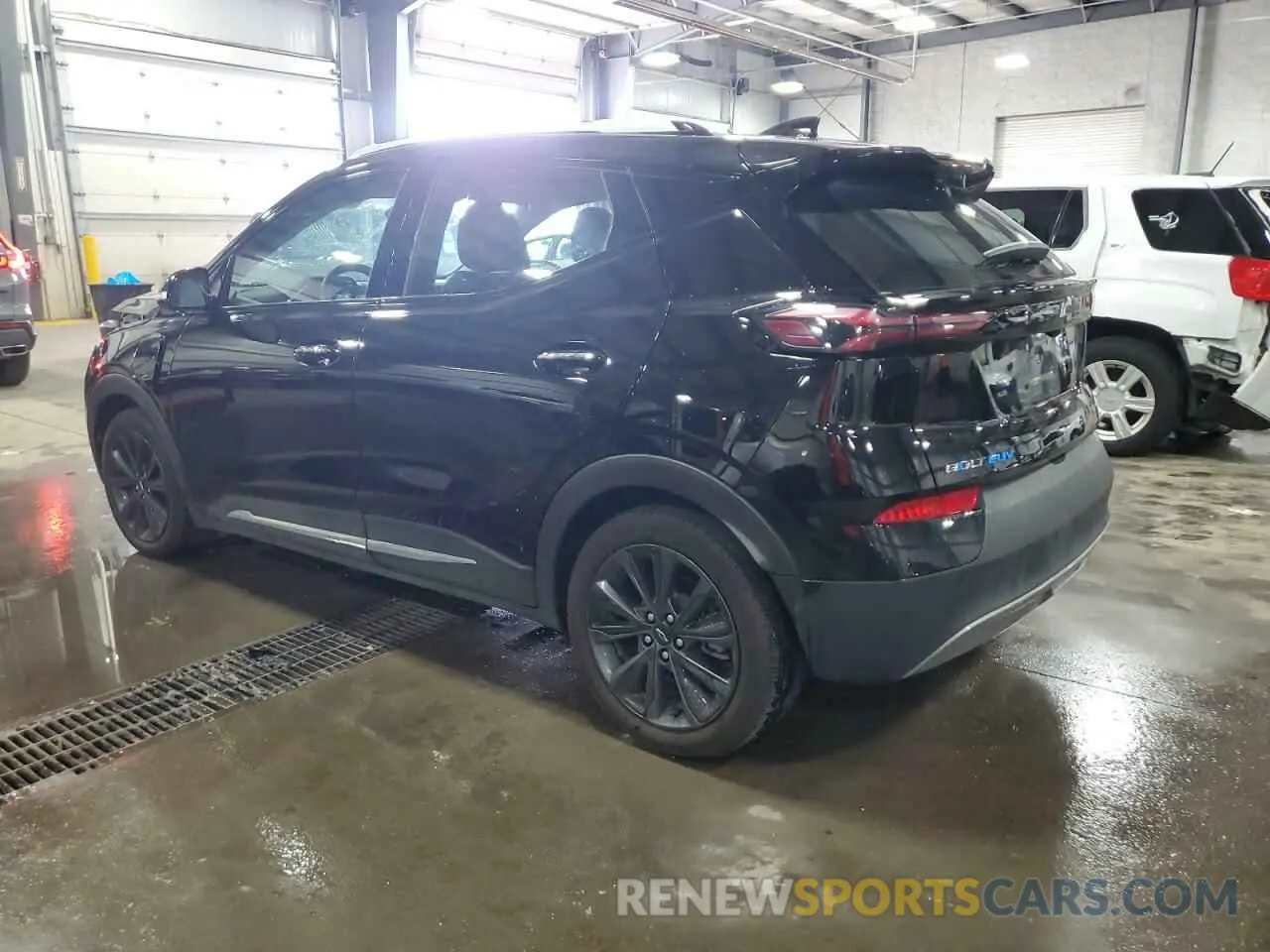 2 Photograph of a damaged car 1G1FZ6S02N4125946 CHEVROLET BOLT 2022