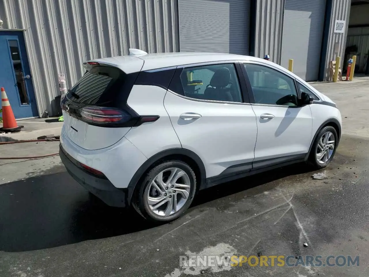 3 Photograph of a damaged car 1G1FW6S00P4179533 CHEVROLET BOLT 2023