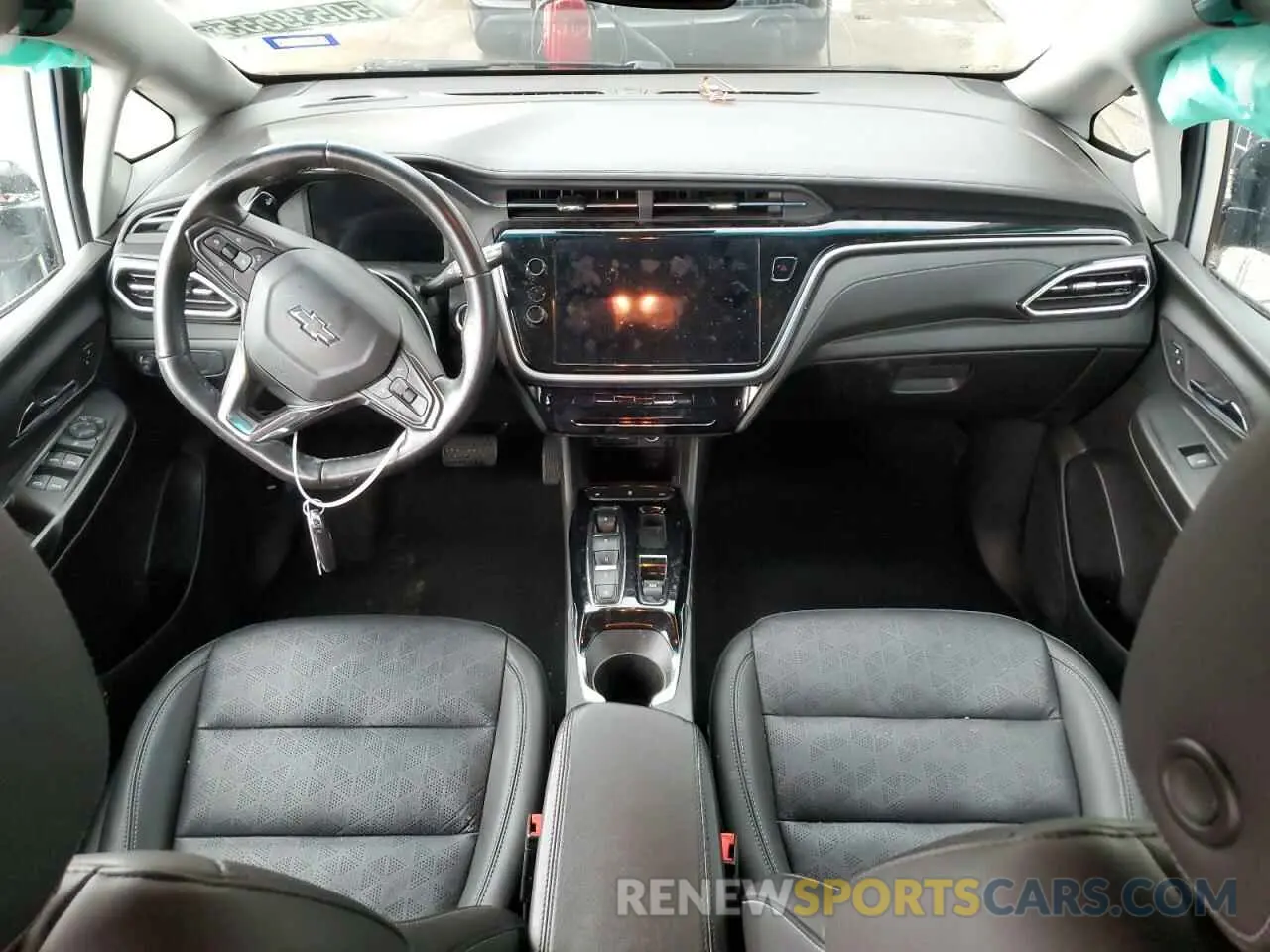 8 Photograph of a damaged car 1G1FX6S00P4183031 CHEVROLET BOLT 2023