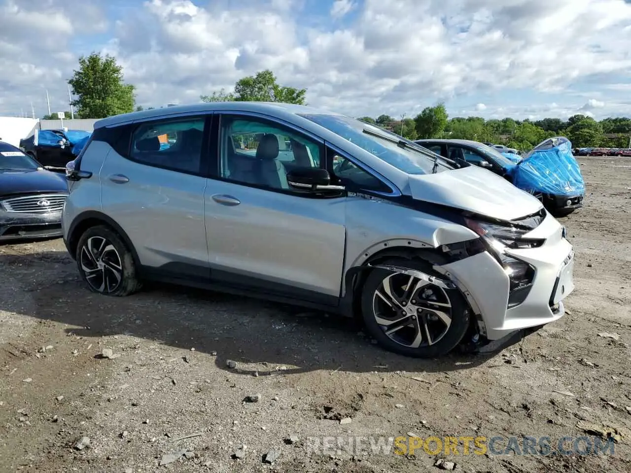 4 Photograph of a damaged car 1G1FX6S02P4190062 CHEVROLET BOLT 2023