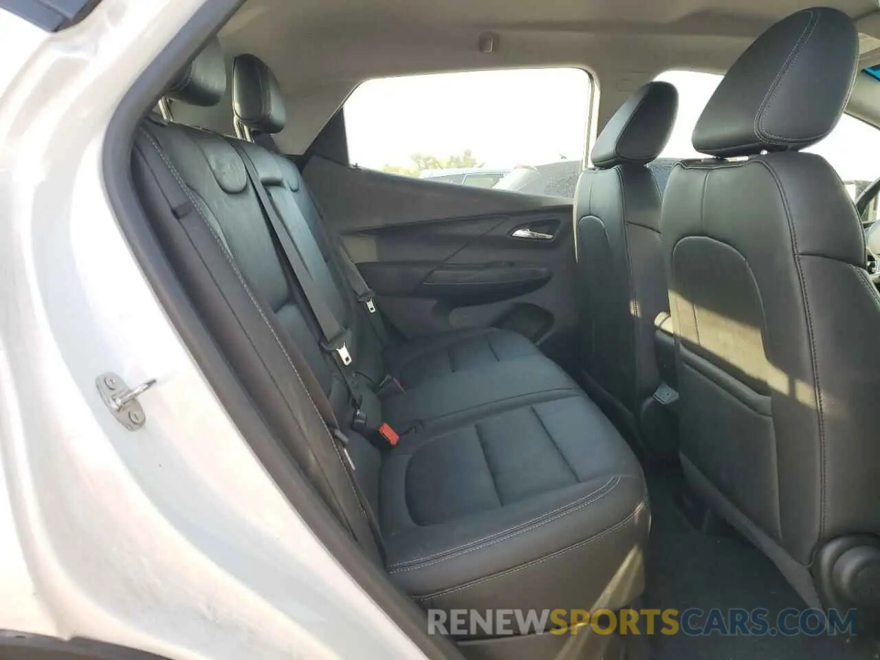 10 Photograph of a damaged car 1G1FX6S06P4151359 CHEVROLET BOLT 2023