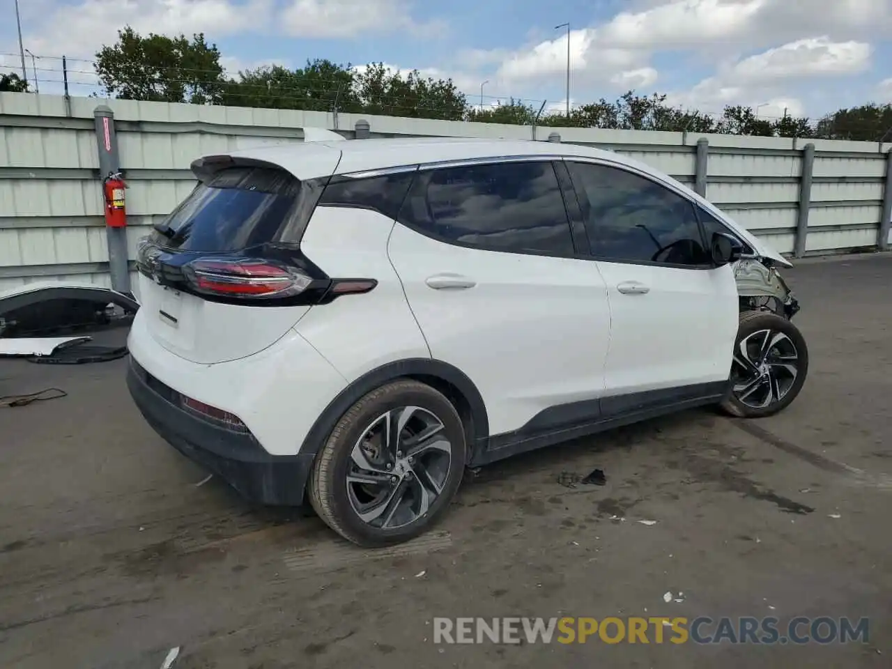 3 Photograph of a damaged car 1G1FX6S08P4110800 CHEVROLET BOLT 2023