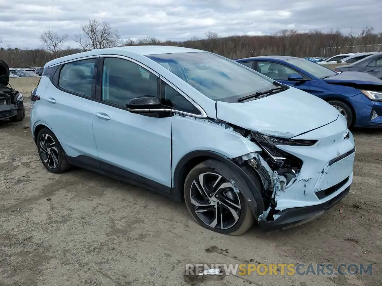 4 Photograph of a damaged car 1G1FX6S08P4175470 CHEVROLET BOLT 2023