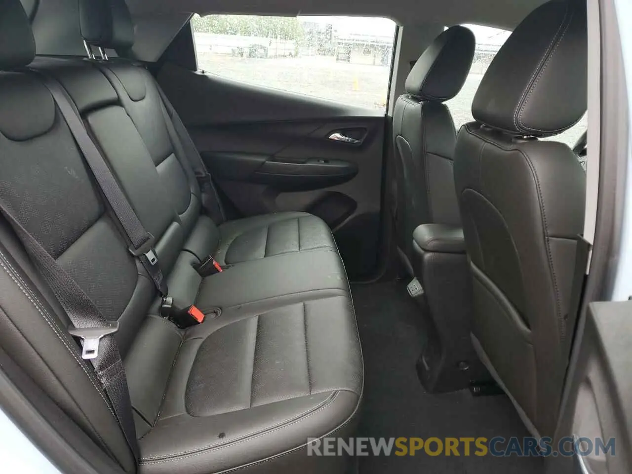 11 Photograph of a damaged car 1G1FX6S09P4169595 CHEVROLET BOLT 2023