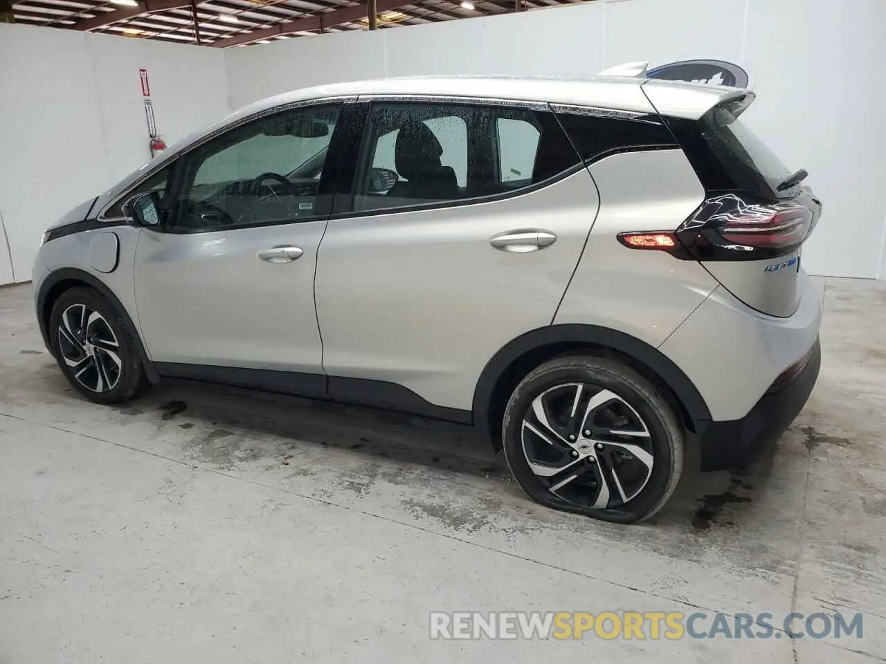 2 Photograph of a damaged car 1G1FX6S0XP4184610 CHEVROLET BOLT 2023