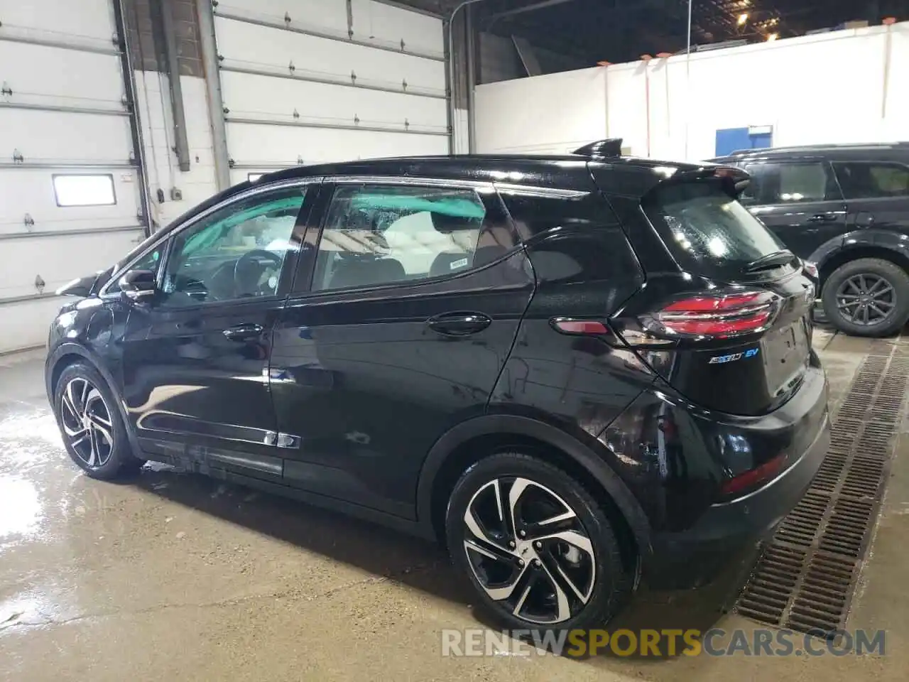 2 Photograph of a damaged car 1G1FX6S0XP4192688 CHEVROLET BOLT 2023