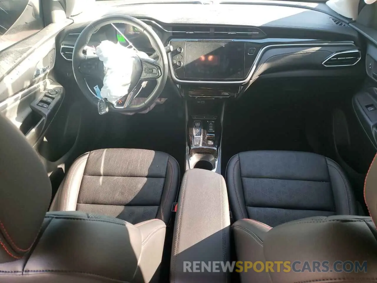 8 Photograph of a damaged car 1G1FY6S00P4115616 CHEVROLET BOLT 2023