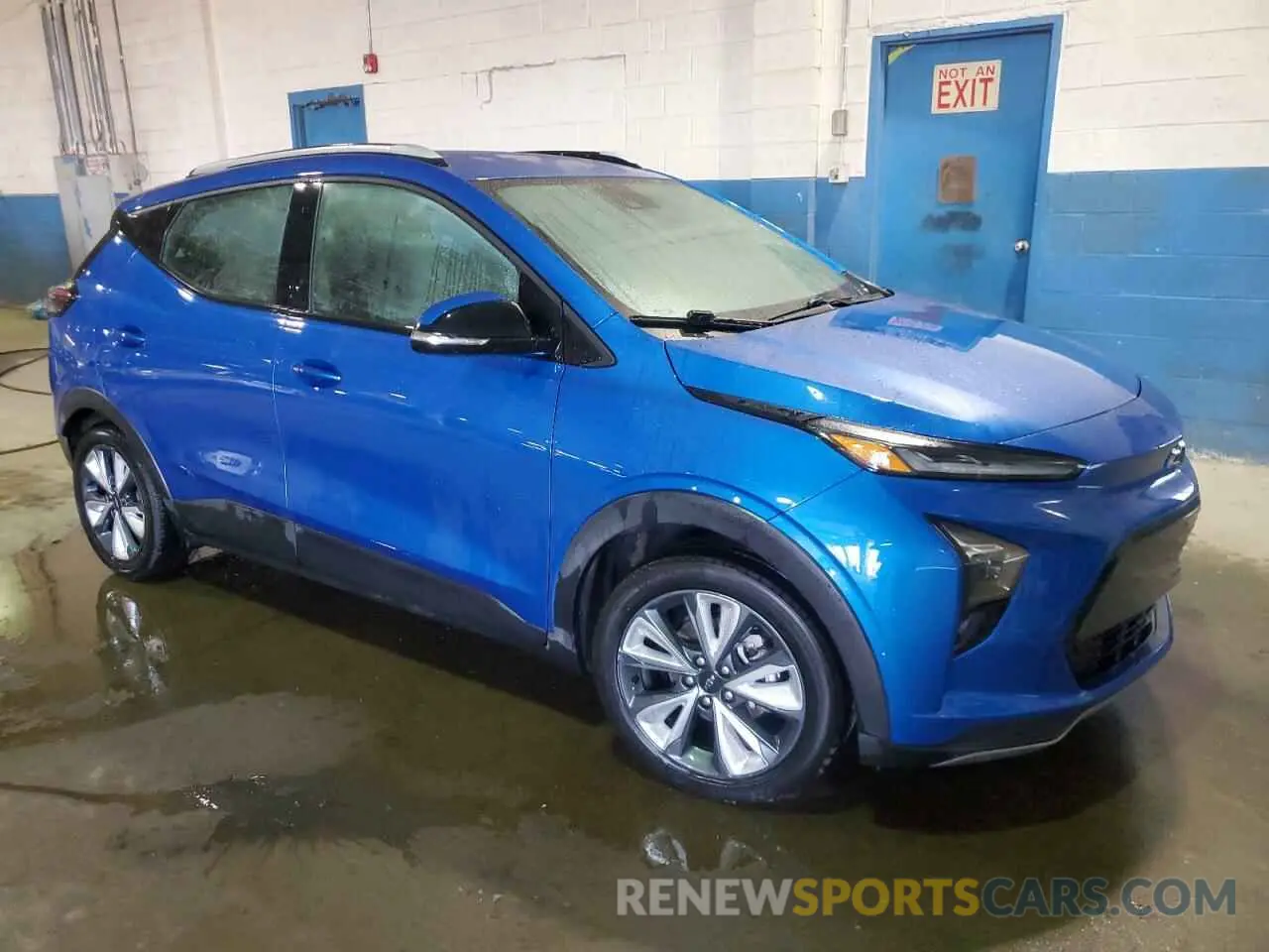 4 Photograph of a damaged car 1G1FY6S00P4134523 CHEVROLET BOLT 2023