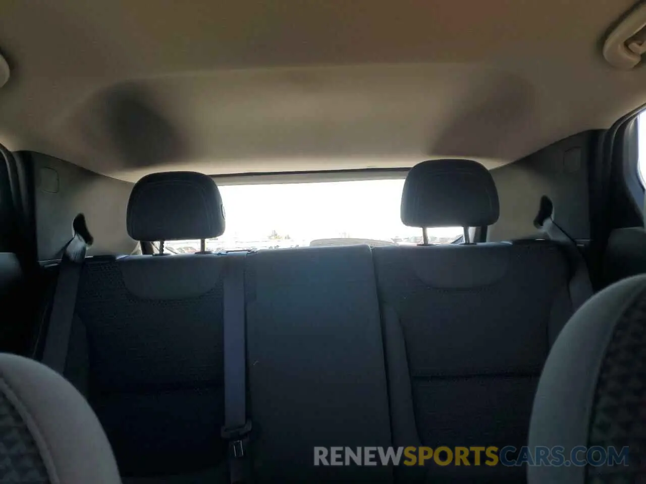 10 Photograph of a damaged car 1G1FY6S00P4144419 CHEVROLET BOLT 2023