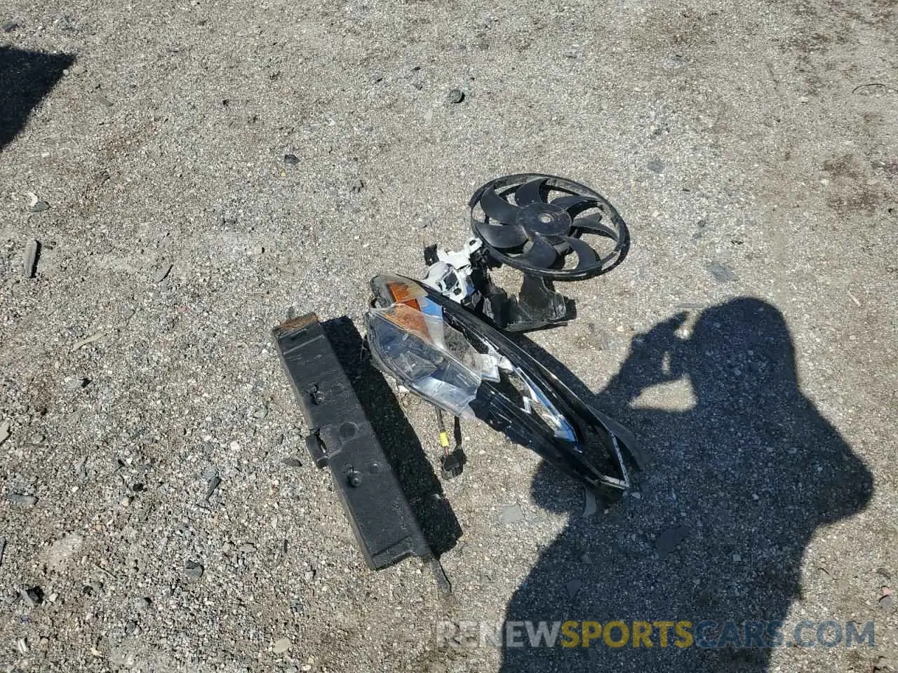 13 Photograph of a damaged car 1G1FY6S00P4197248 CHEVROLET BOLT 2023