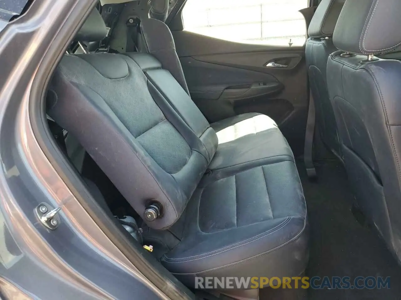 11 Photograph of a damaged car 1G1FY6S02P4154868 CHEVROLET BOLT 2023