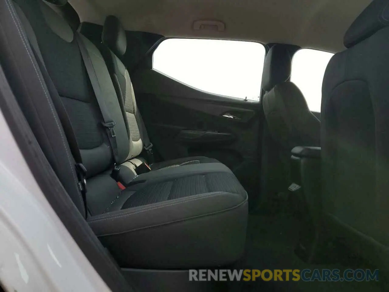 11 Photograph of a damaged car 1G1FY6S03P4102388 CHEVROLET BOLT 2023