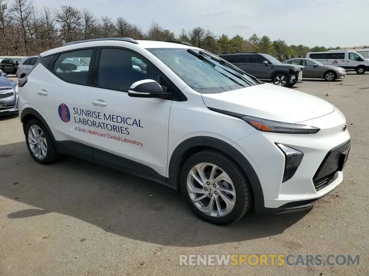 4 Photograph of a damaged car 1G1FY6S03P4102388 CHEVROLET BOLT 2023