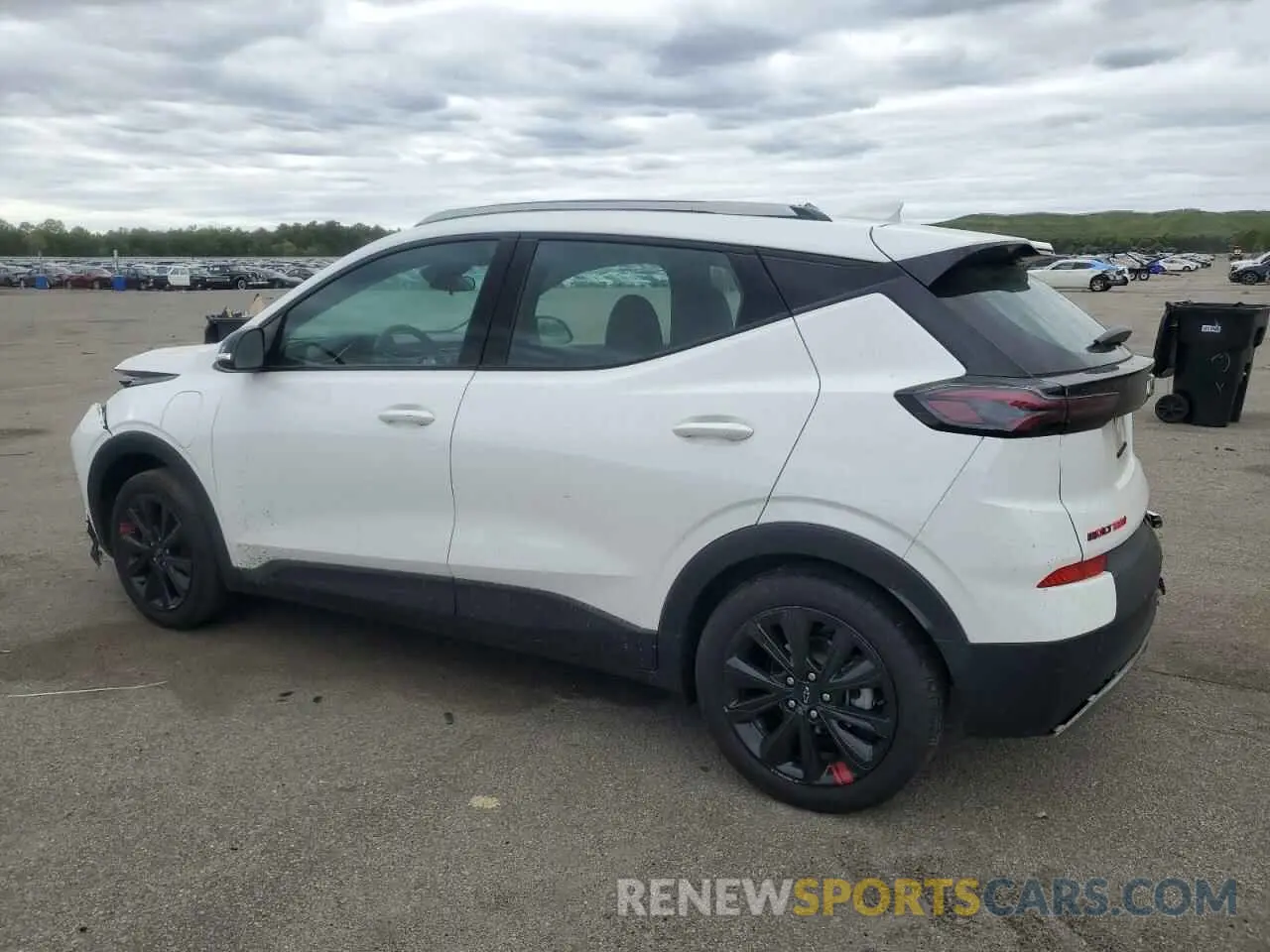 2 Photograph of a damaged car 1G1FY6S06P4135787 CHEVROLET BOLT 2023