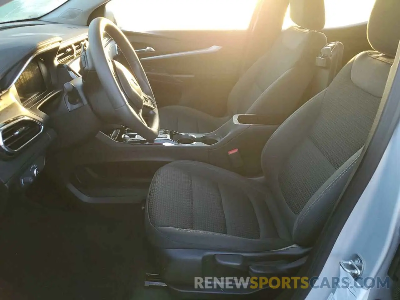 7 Photograph of a damaged car 1G1FY6S06P4164559 CHEVROLET BOLT 2023