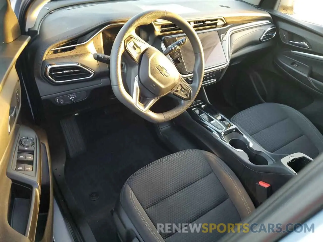 8 Photograph of a damaged car 1G1FY6S06P4164559 CHEVROLET BOLT 2023