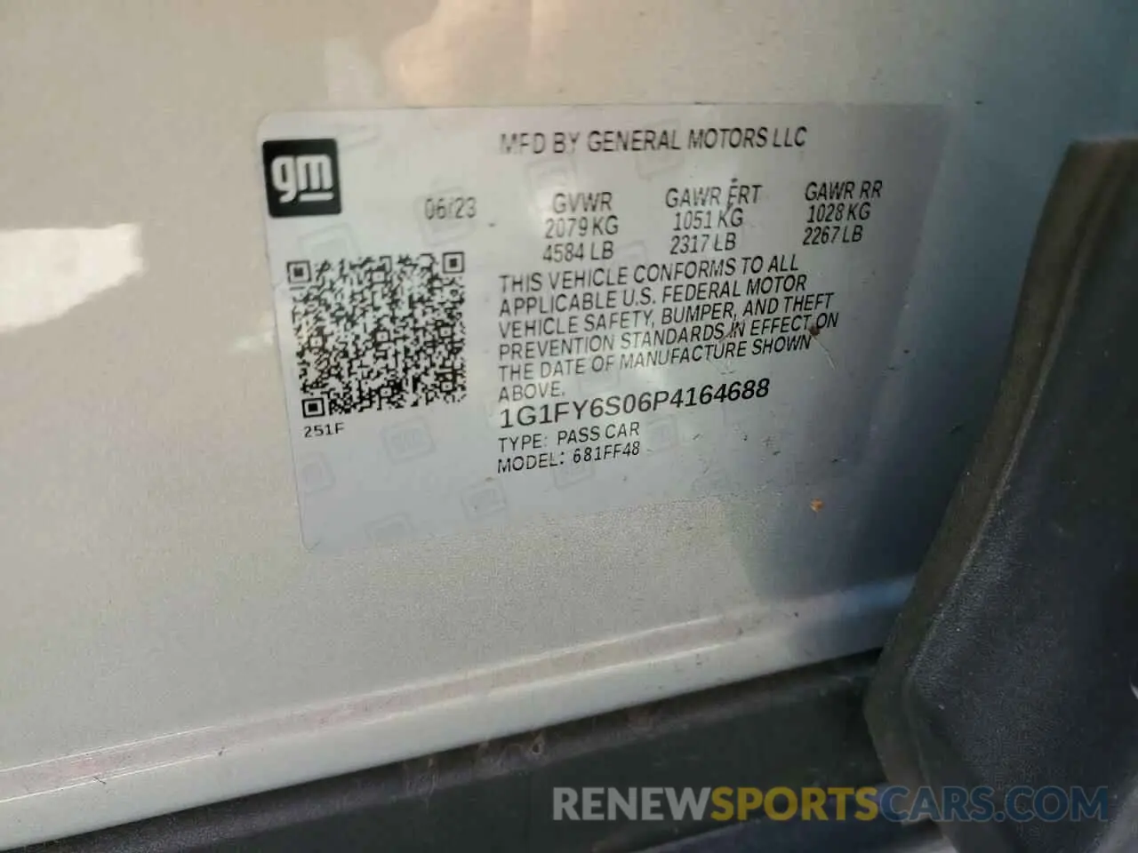 13 Photograph of a damaged car 1G1FY6S06P4164688 CHEVROLET BOLT 2023
