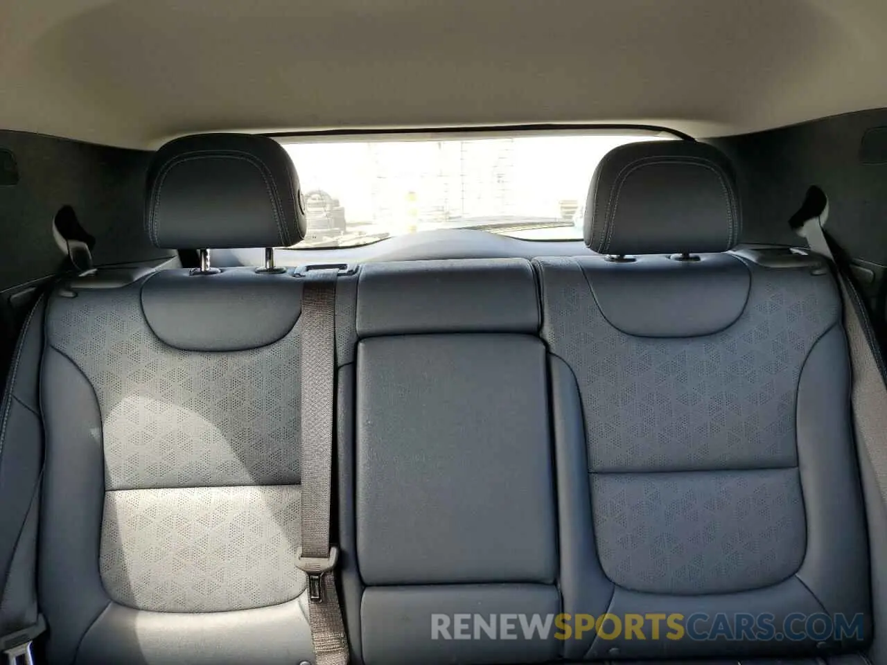 10 Photograph of a damaged car 1G1FY6S06P4180471 CHEVROLET BOLT 2023