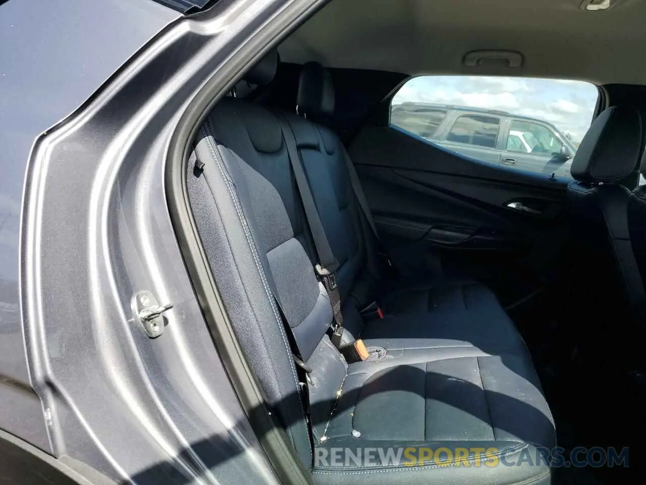 11 Photograph of a damaged car 1G1FY6S06P4180471 CHEVROLET BOLT 2023