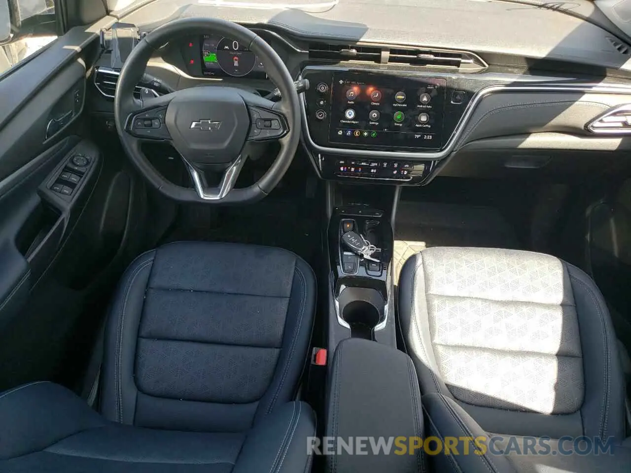 8 Photograph of a damaged car 1G1FY6S06P4180471 CHEVROLET BOLT 2023