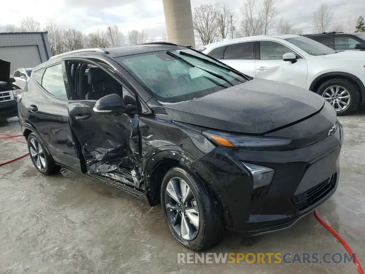 4 Photograph of a damaged car 1G1FY6S07P4197571 CHEVROLET BOLT 2023