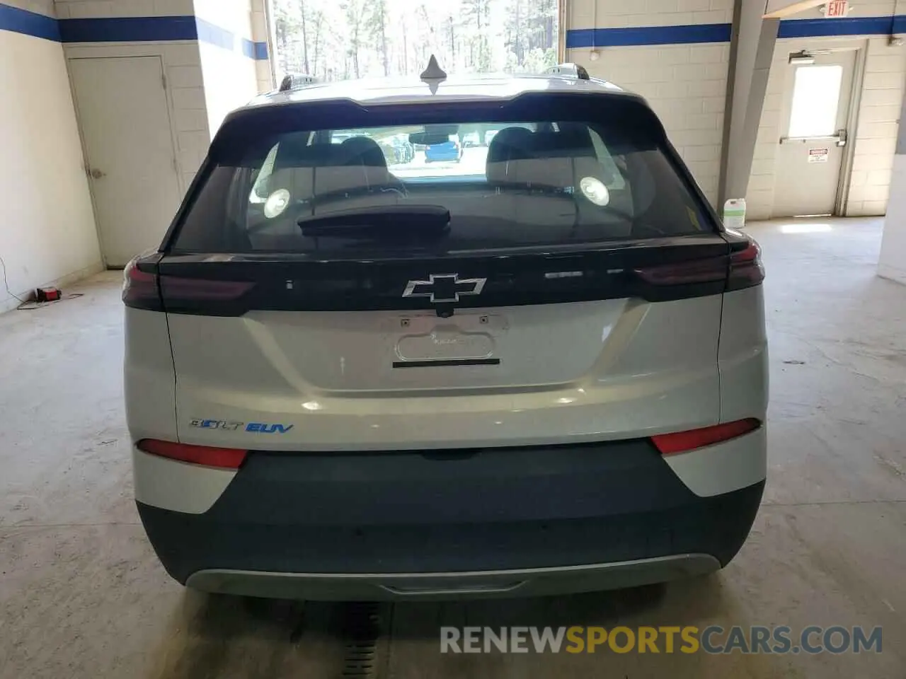 6 Photograph of a damaged car 1G1FY6S08P4150856 CHEVROLET BOLT 2023