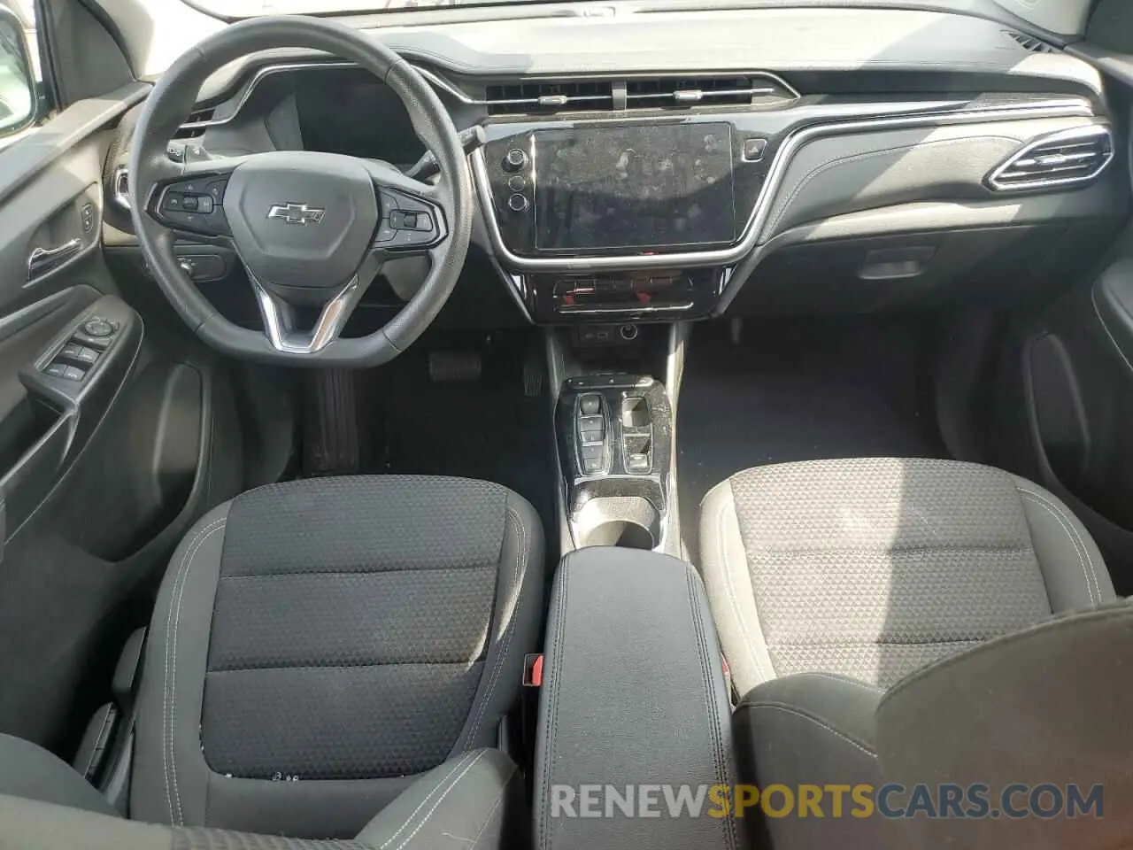 8 Photograph of a damaged car 1G1FY6S09P4141504 CHEVROLET BOLT 2023