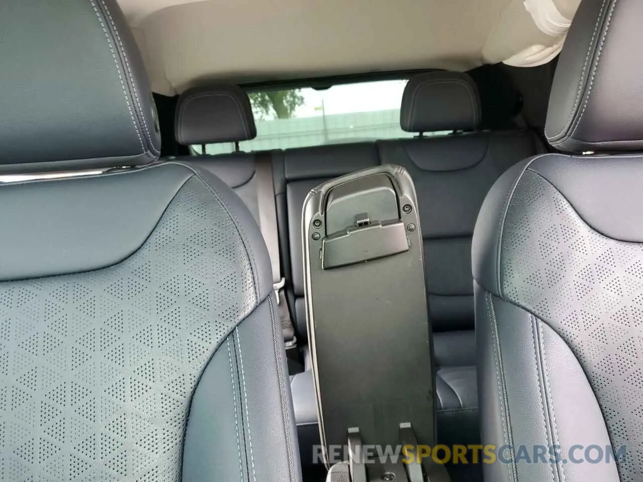10 Photograph of a damaged car 1G1FZ6S07P4102620 CHEVROLET BOLT 2023